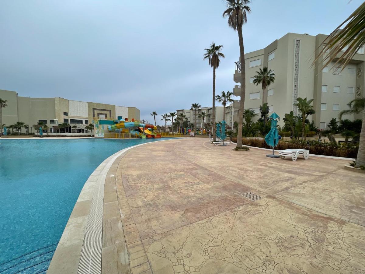 מונסטיר Palm Lake Resort Folla מראה חיצוני תמונה