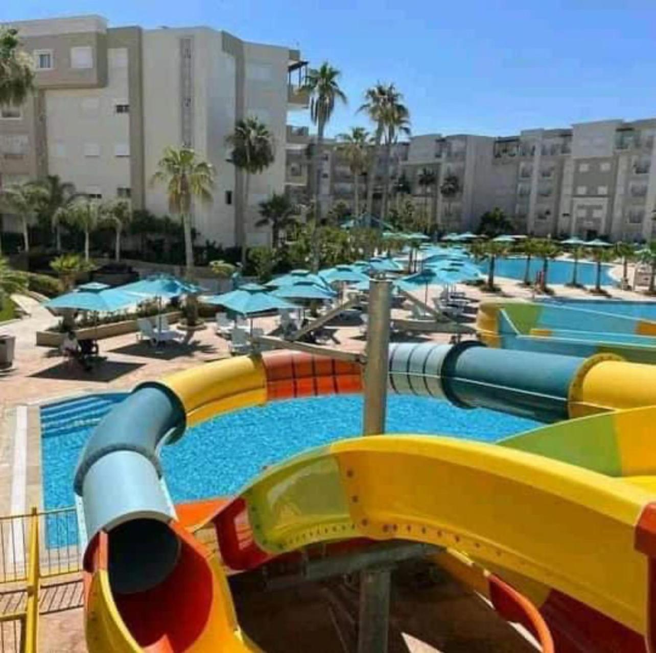 מונסטיר Palm Lake Resort Folla מראה חיצוני תמונה
