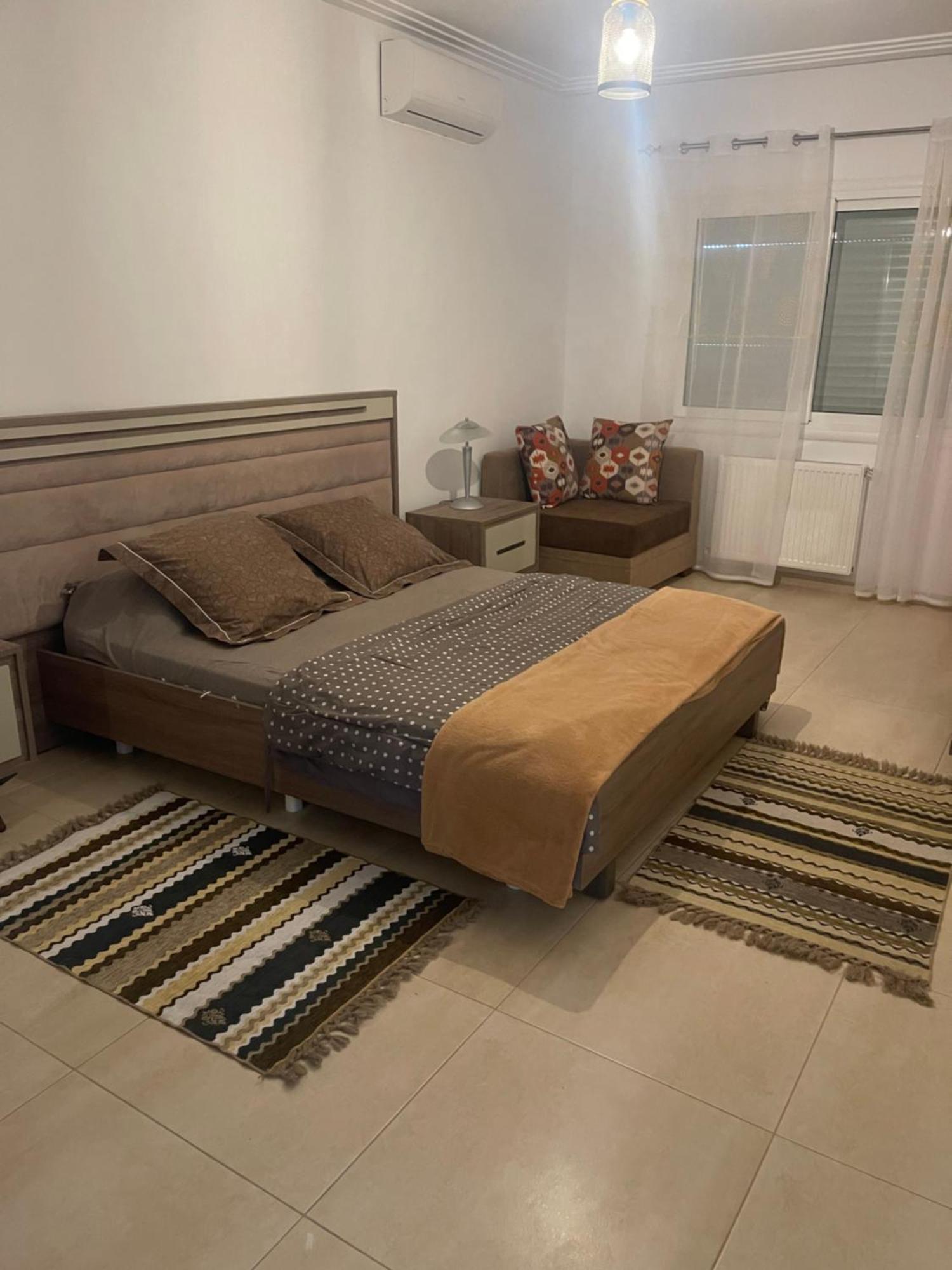 מונסטיר Palm Lake Resort Folla מראה חיצוני תמונה